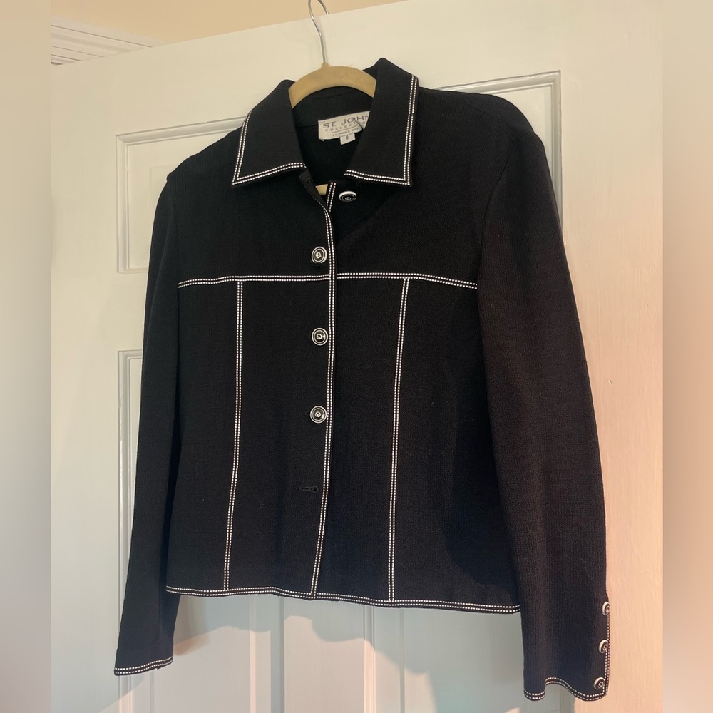 St John by Marie Gray Jacket. | Black jacket with white details.
